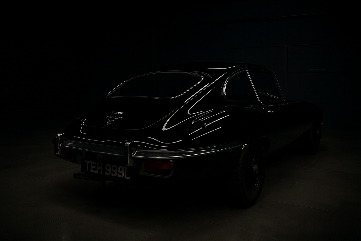 Jaguar E-Type Series 3 V12 Restoration – Breathing Life Back into a Classic